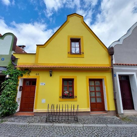 Rozmberska Basta Hotel Trebon Bagian luar foto