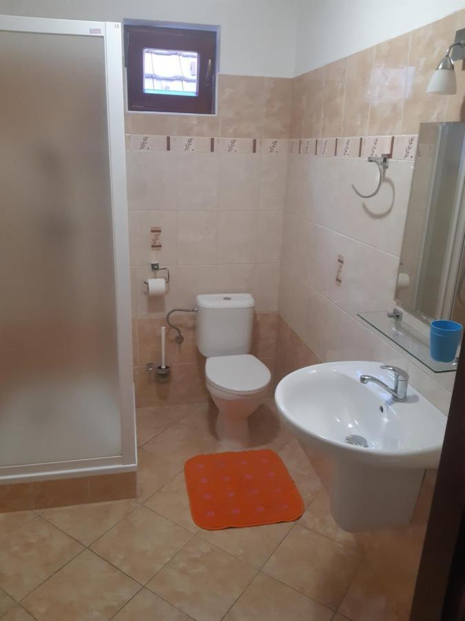 Rozmberska Basta Hotel Trebon Bagian luar foto